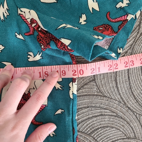 Dangerfield Velociraptor Dino Collared Boxy Shirt - Green happy birthday - Picture 9 of 12